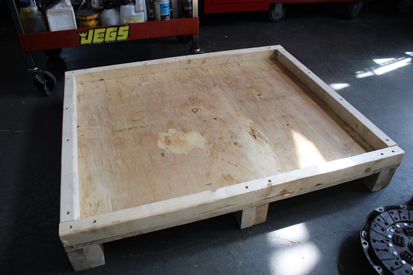 Crate base with bottom frame